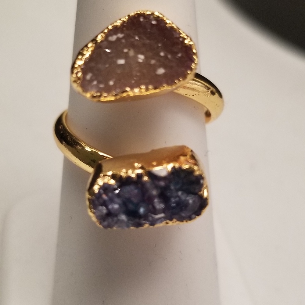 Stone ring - Picture 2 of 3